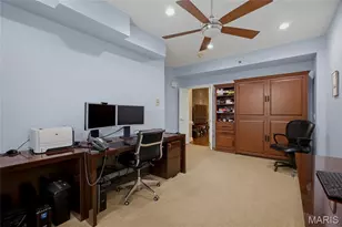 561 Sarah Ln, Creve Coeur, MO 63141 - Photo 15