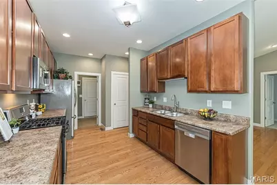 110 Sunset Villa Court, O'Fallon, MO 63366 - Photo 17