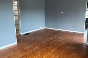 10526 Old Olive Street Rd, Creve Coeur, MO 63141 - Photo 5
