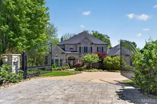 17 West Dr, Chesterfield, MO 63017 - Photo 3