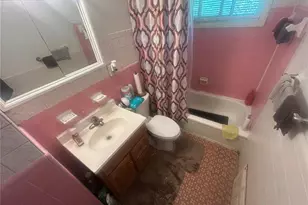5661 Parchester Dr, Saint Louis, MO 63121 - Photo 5