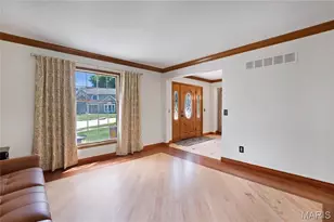 12823 Tammy Kay Dr, Saint Louis, MO 63128 - Photo 7