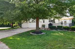 110 Antoinette Terrace, Lake Saint Louis, MO 63367 - Photo 11