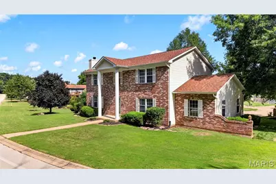 110 Antoinette Terrace, Lake Saint Louis, MO 63367 - Photo 7
