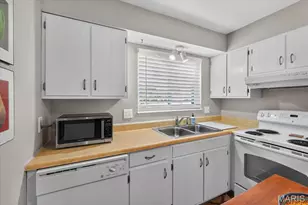 630 Rosetta Dr, Florissant, MO 63031 - Photo 13