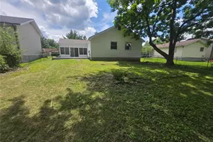 2375 Indiancup Dr, Unincorporated, MO 63033 - Photo 5