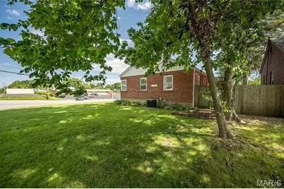 6300 Ashwell Drive, Saint Louis, MO 63123 - Photo 39