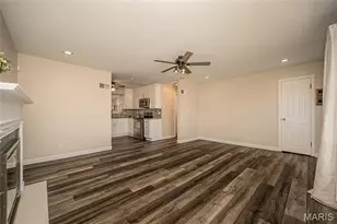 6300 Ashwell Dr, Saint Louis, MO 63123 - Photo 7