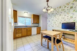 12798 Highstone Dr, Unincorporated, MO 63146 - Photo 9