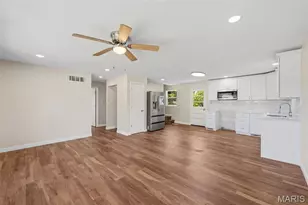 8906 Seneca Ave, Overland, MO 63114 - Photo 5
