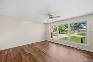 8906 Seneca Ave, Overland, MO 63114 - Photo 7