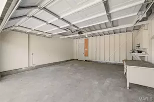 8906 Seneca Ave, Overland, MO 63114 - Photo 37