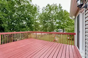 241 Valleyoak Ct, Ballwin, MO 63021 - Photo 49