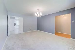 3756 Argonne Forest Dr, Florissant, MO 63034 - Photo 3