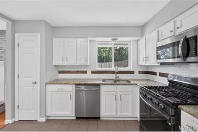 703 Wagon Ridge Drive, Fenton, MO 63026 - Photo 13