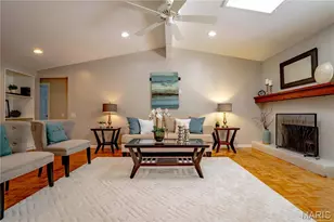 341 Elmcrest Dr, Ballwin, MO 63011 - Photo 9