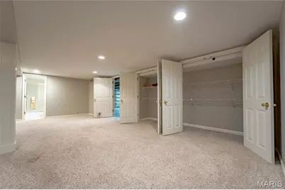 341 Elmcrest Drive, Ballwin, MO 63011 - Photo 53