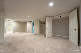 341 Elmcrest Dr, Ballwin, MO 63011 - Photo 53