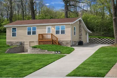 810 Forest Avenue, Valley Park, MO 63088 - Photo 1