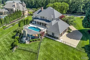 12955 Sunset Bluff Ct, Sunset Hills, MO 63127 - Photo 3