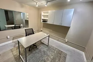 708 Audubon Dr, Clayton, MO 63105 - Photo 17