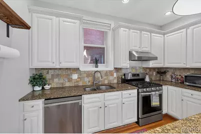 4059 Castleman Avenue, Saint Louis, MO 63110 - Photo 17