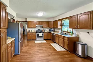 180 E Woodard St, Leonard, MO 63451 - Photo 13