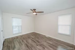 367 Napoli Ct, Ballwin, MO 63021 - Photo 13