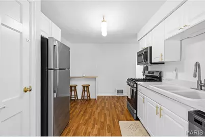 5262 Fairview Avenue, Saint Louis, MO 63139 - Photo 5