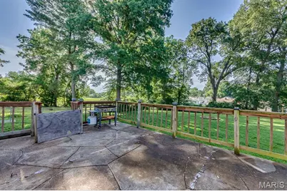 10304 Eaglewood Avenue, Saint Louis, MO 63114 - Photo 27