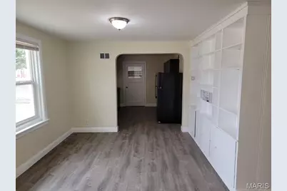 541 Hentschel Place, Saint Louis, MO 63135 - Photo 13