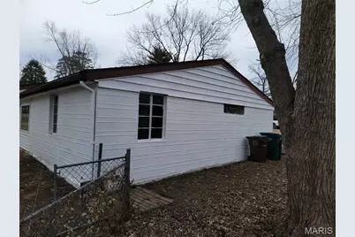 541 Hentschel Place, Saint Louis, MO 63135 - Photo 3