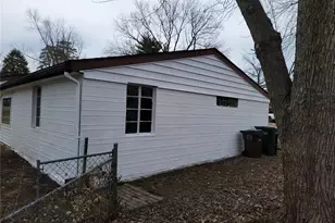 541 Hentschel Pl, Saint Louis, MO 63135 - Photo 3