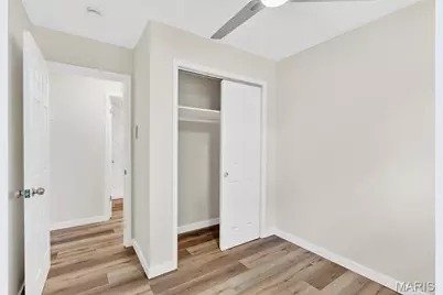 8630 North Avenue, Saint John, MO 63114 - Photo 17
