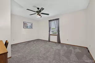 12120 Jeannette Mary Dr, Maryland Heights, MO 63043 - Photo 19