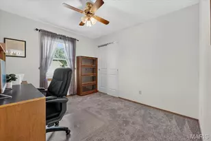 12120 Jeannette Mary Dr, Maryland Heights, MO 63043 - Photo 21