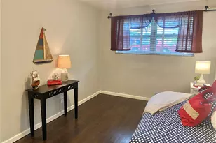 9108 Brownridge Dr, Overland, MO 63114 - Photo 13
