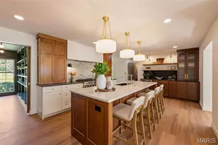 19 Sackston Woods Ln, Saint Louis, MO 63141 - Photo 15