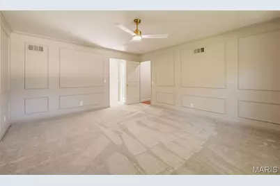 19 Sackston Woods Lane, Saint Louis, MO 63141 - Photo 39
