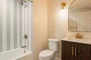 19 Sackston Woods Ln, Saint Louis, MO 63141 - Photo 63
