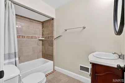 5325 Quincy Street, Saint Louis, MO 63109 - Photo 9