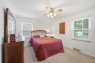 9368 Parkside Dr, Saint Louis, MO 63144 - Photo 15