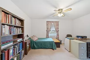 9368 Parkside Dr, Saint Louis, MO 63144 - Photo 17