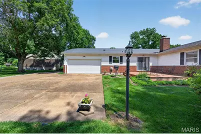 6 Helmsdale Court, Ballwin, MO 63011 - Photo 49