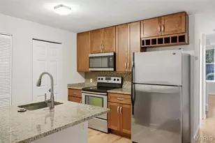 1900 Sidney St, Saint Louis, MO 63104 - Photo 11