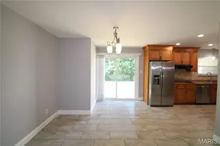 12533 Starspur Ln, Unincorporated, MO 63146 - Photo 9