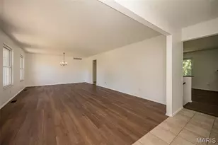 3867 Watersedge Dr, Florissant, MO 63034 - Photo 7