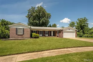 3867 Watersedge Dr, Florissant, MO 63034 - Photo 3