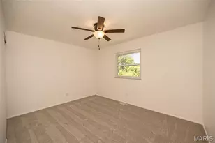 3867 Watersedge Dr, Florissant, MO 63034 - Photo 23