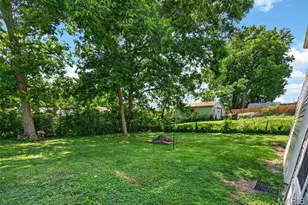 128 Laredo Ave, Mehlville, MO 63125 - Photo 5